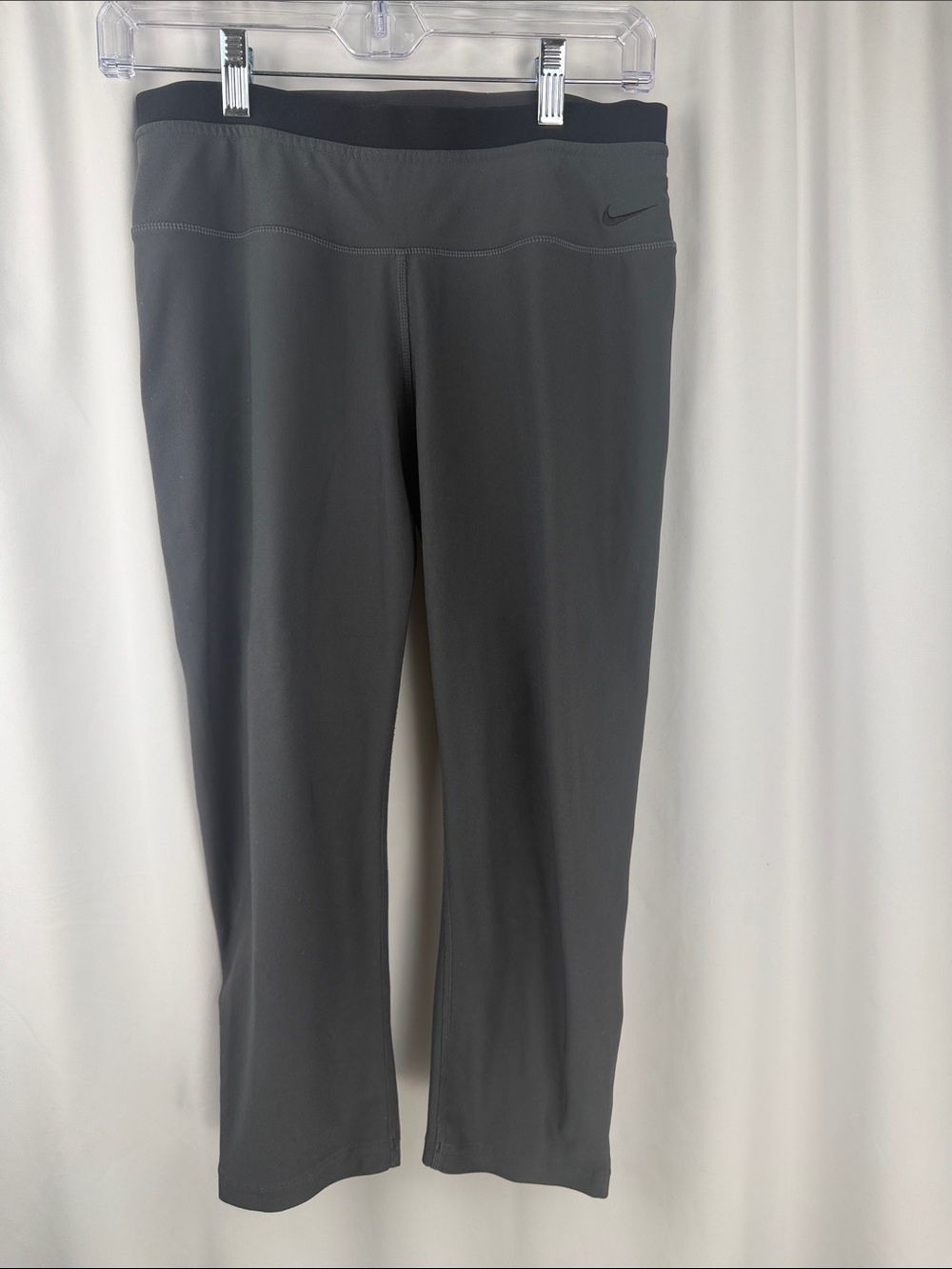 Nike Women’s Dark Gray Cropped Track Pants
